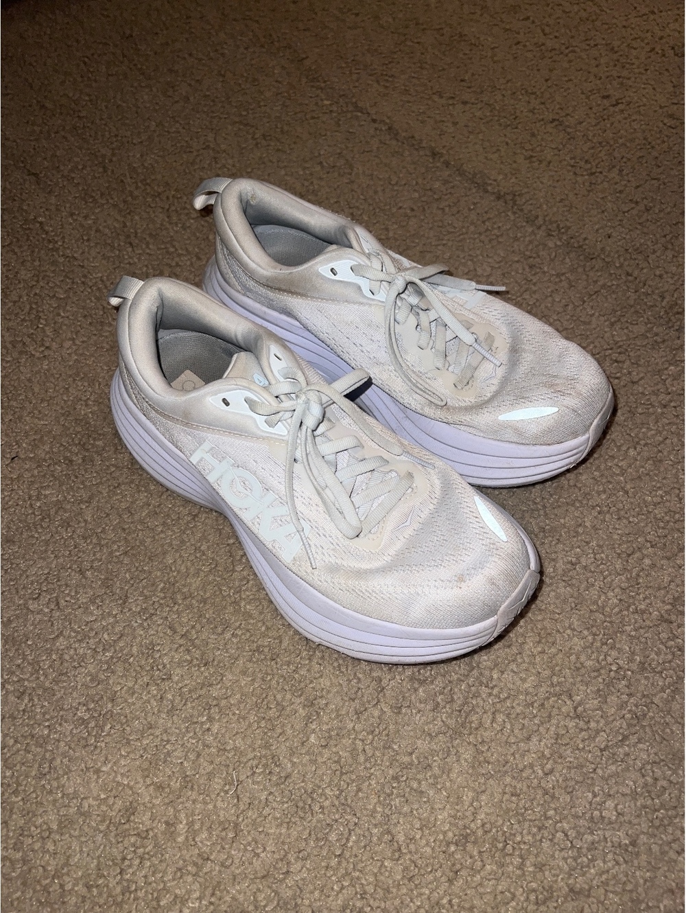 women’s hoka bondi 8